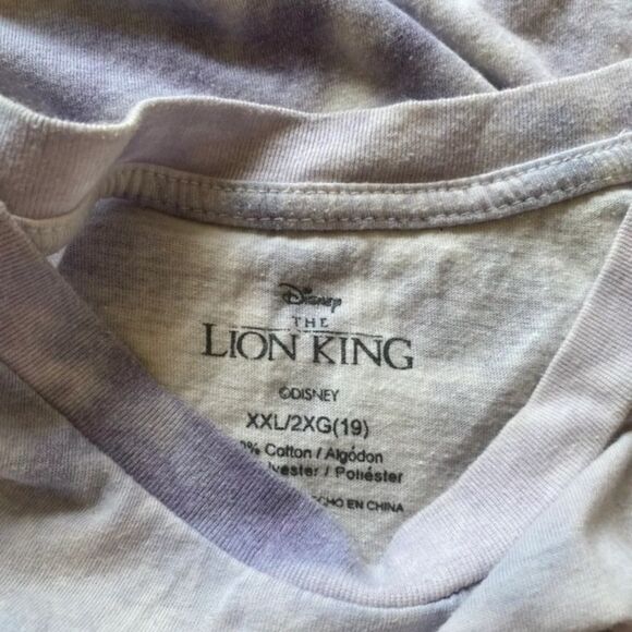 Women’s Juniors Disney The Lion King Purple Tie Dye Cropped Tshirt - Picture 2 of 2